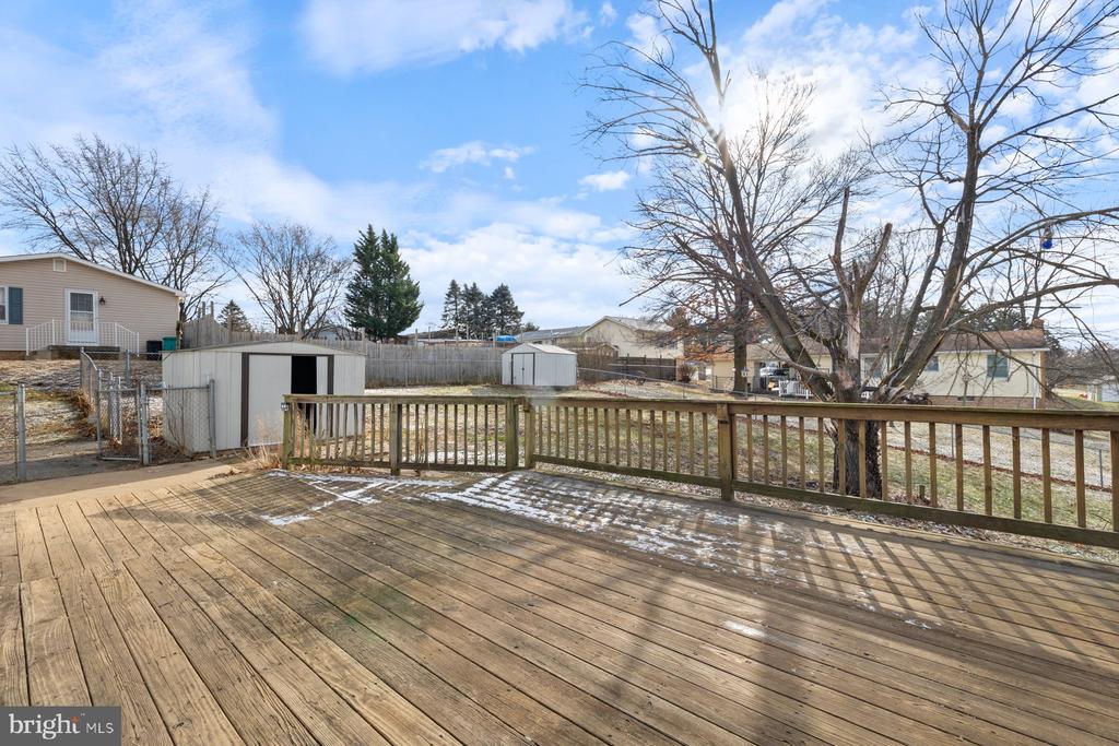 211 CARROLL COURT