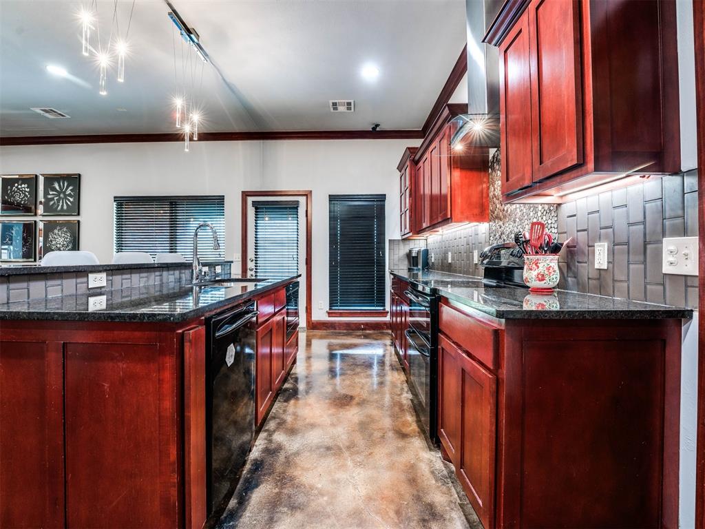 2805 Verona Court