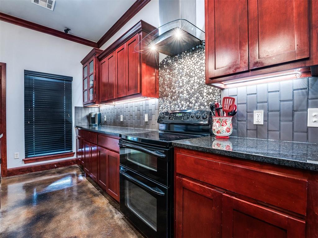 2805 Verona Court