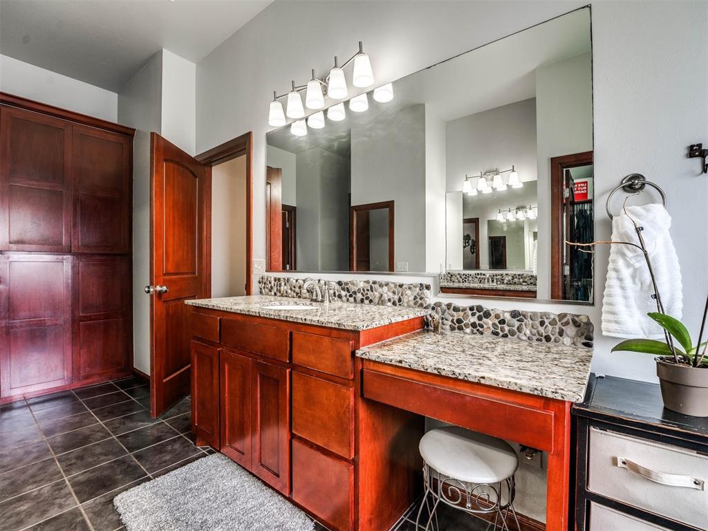 2805 Verona Court