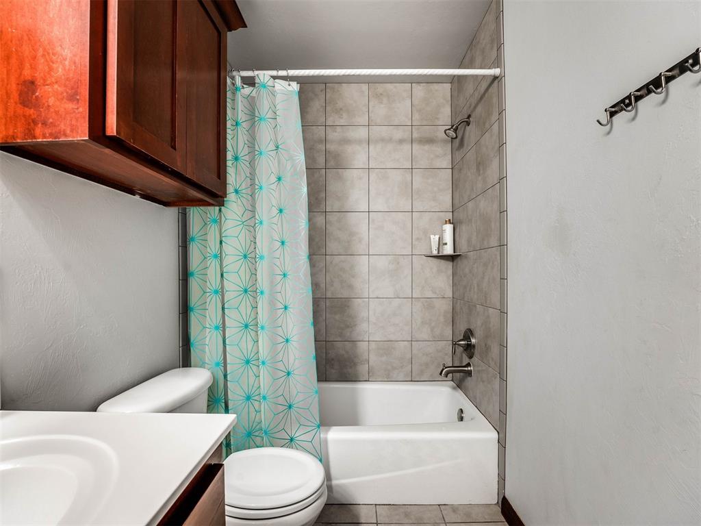 2805 Verona Court