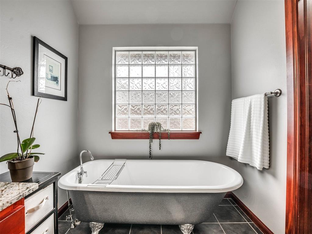 2805 Verona Court