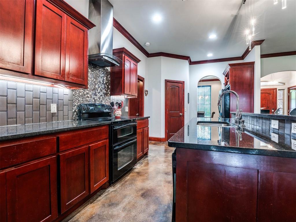 2805 Verona Court