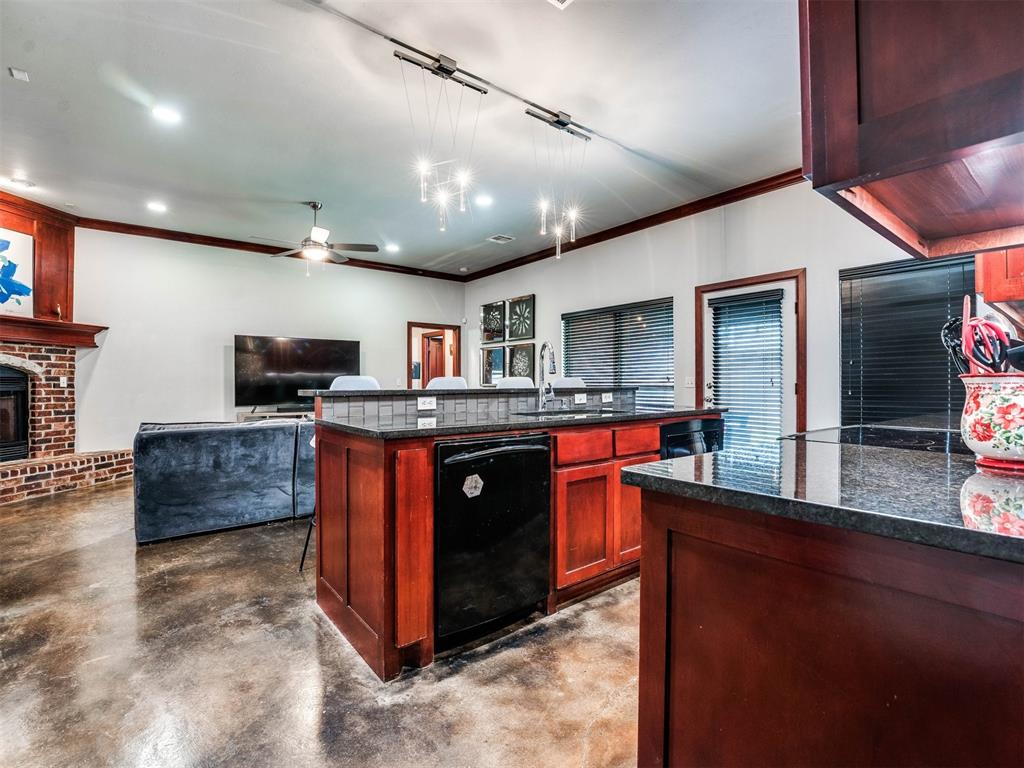 2805 Verona Court