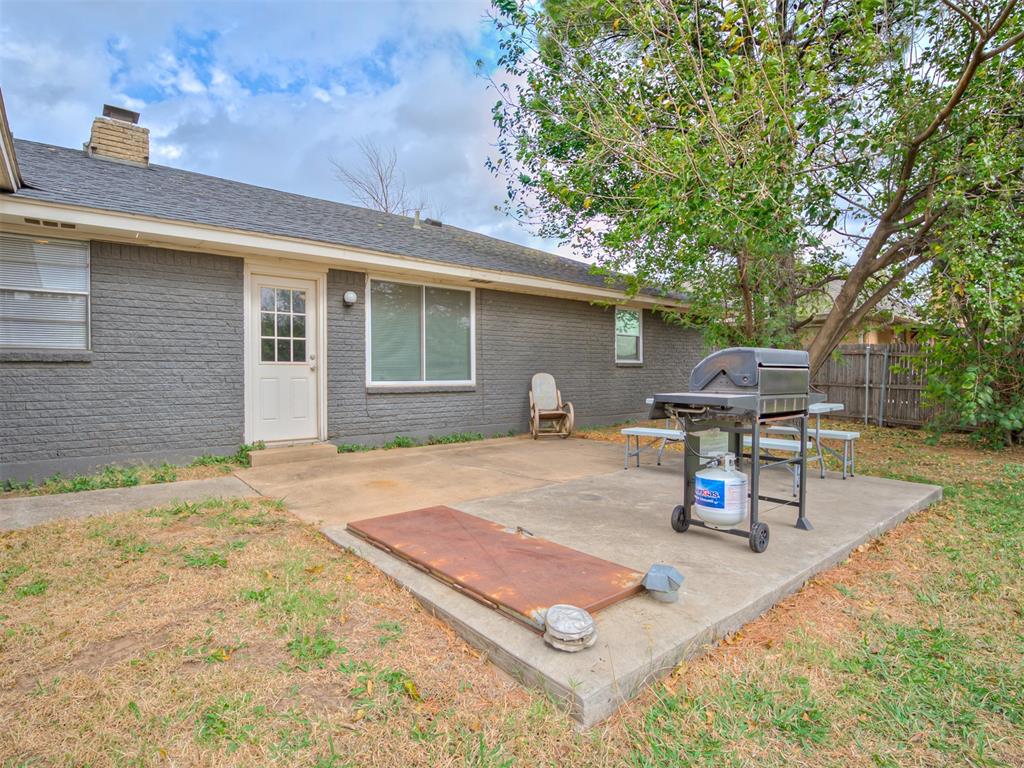 808 SW 27th Street