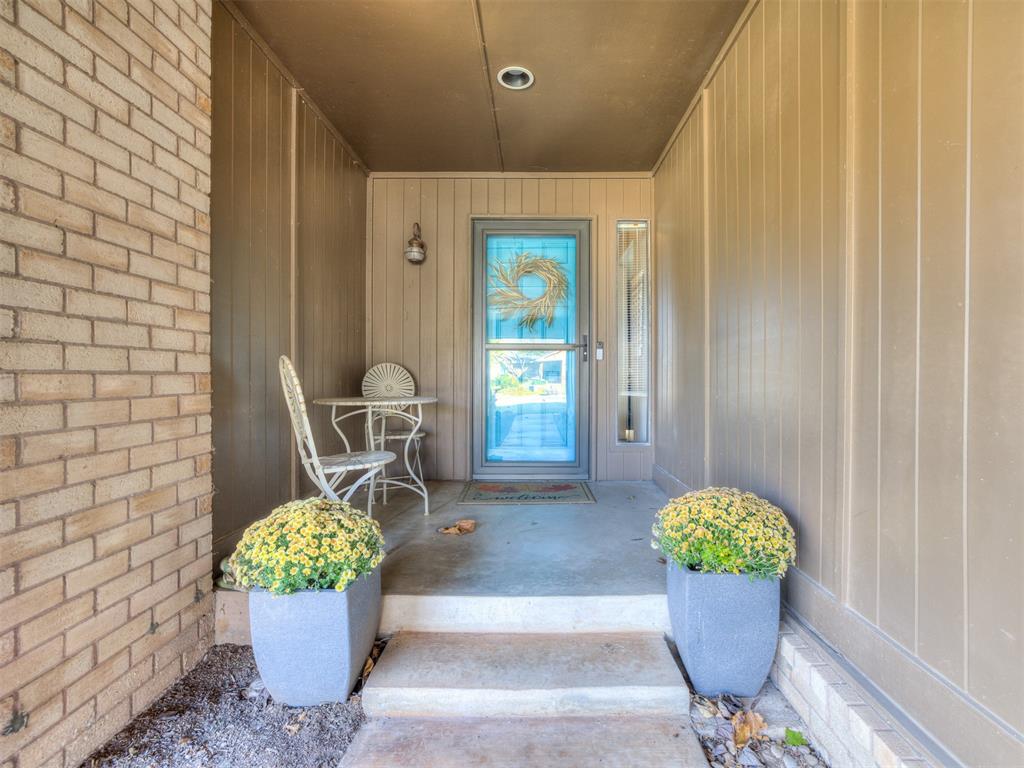 908 Ridgecrest Road