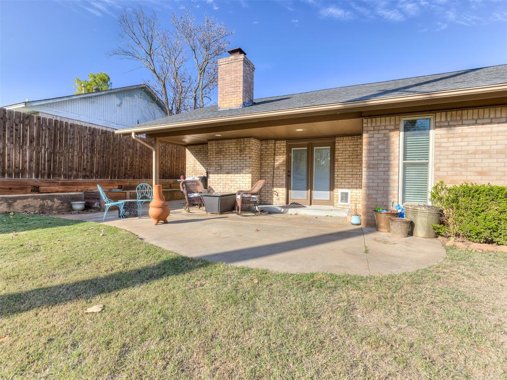908 Ridgecrest Road