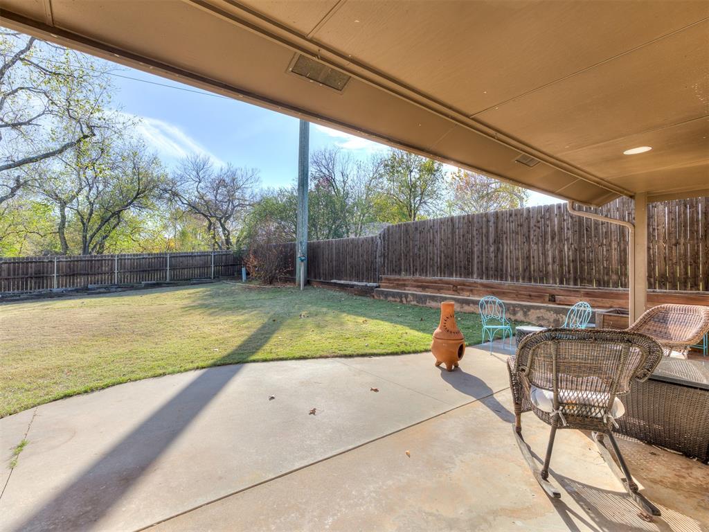 908 Ridgecrest Road