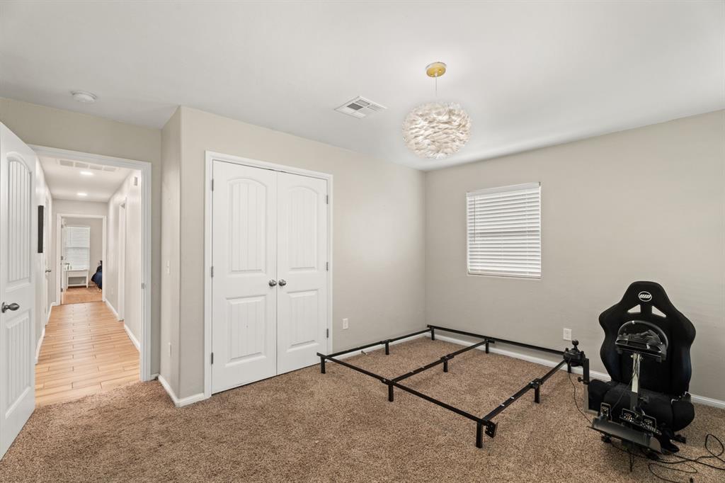 104 N Ramblin Oaks Drive