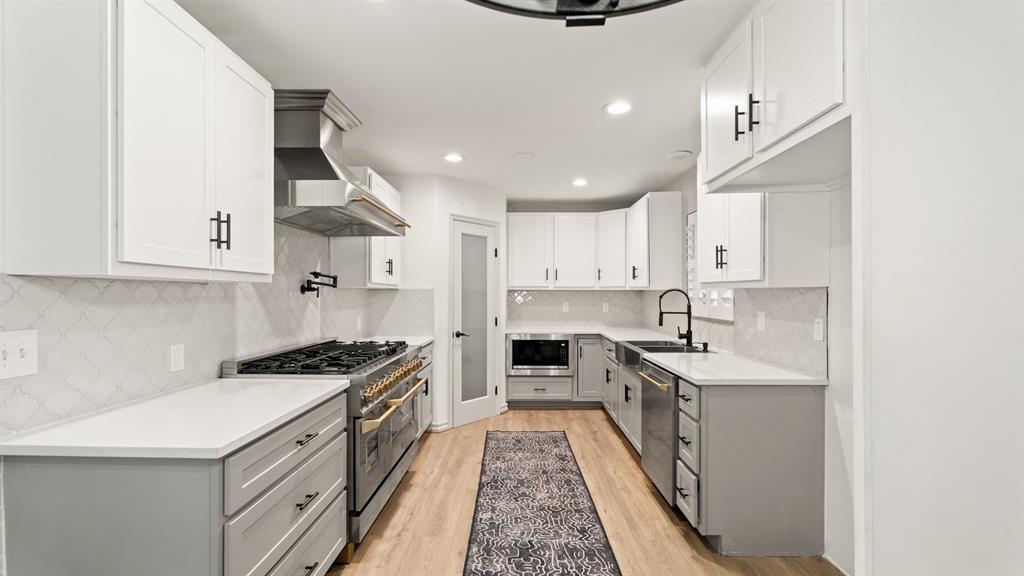 4200 N Harvey Parkway