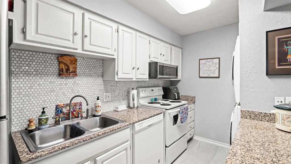 14405 N Pennsylvania Avenue Unit: 6B