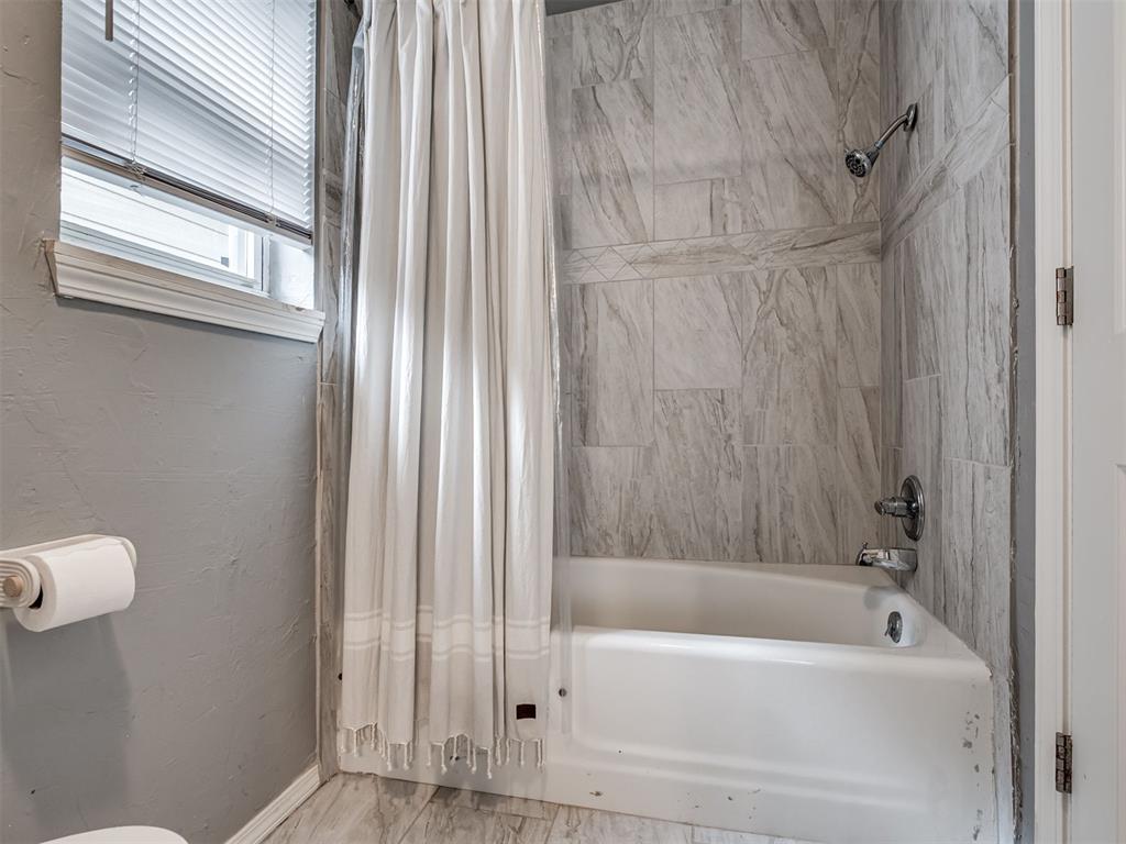 2508 NW 119th Street