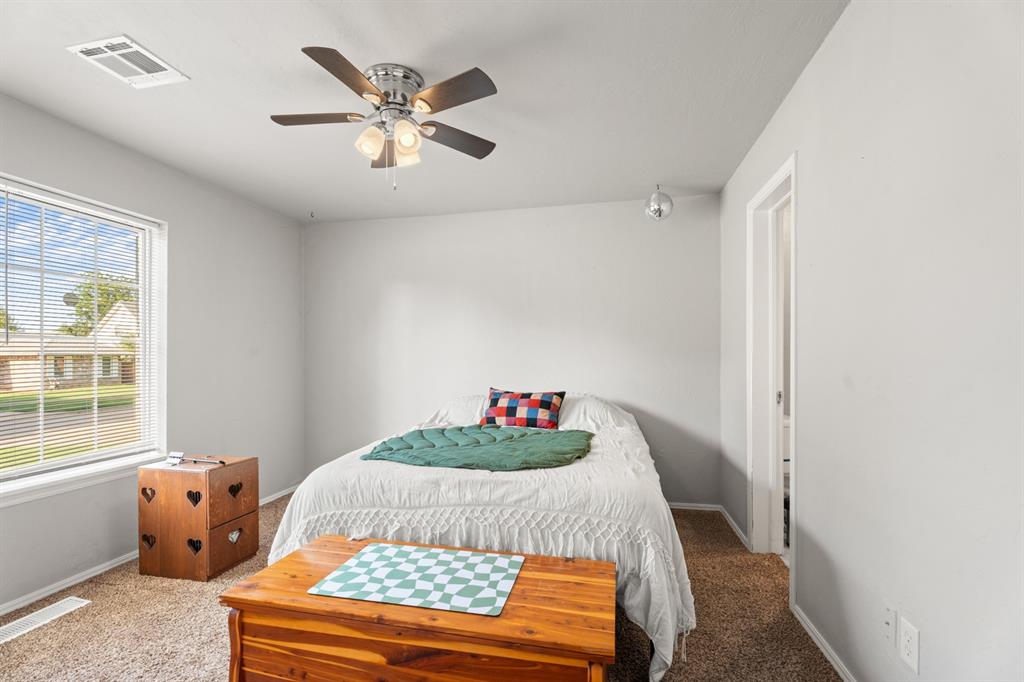 2508 NW 119th Street