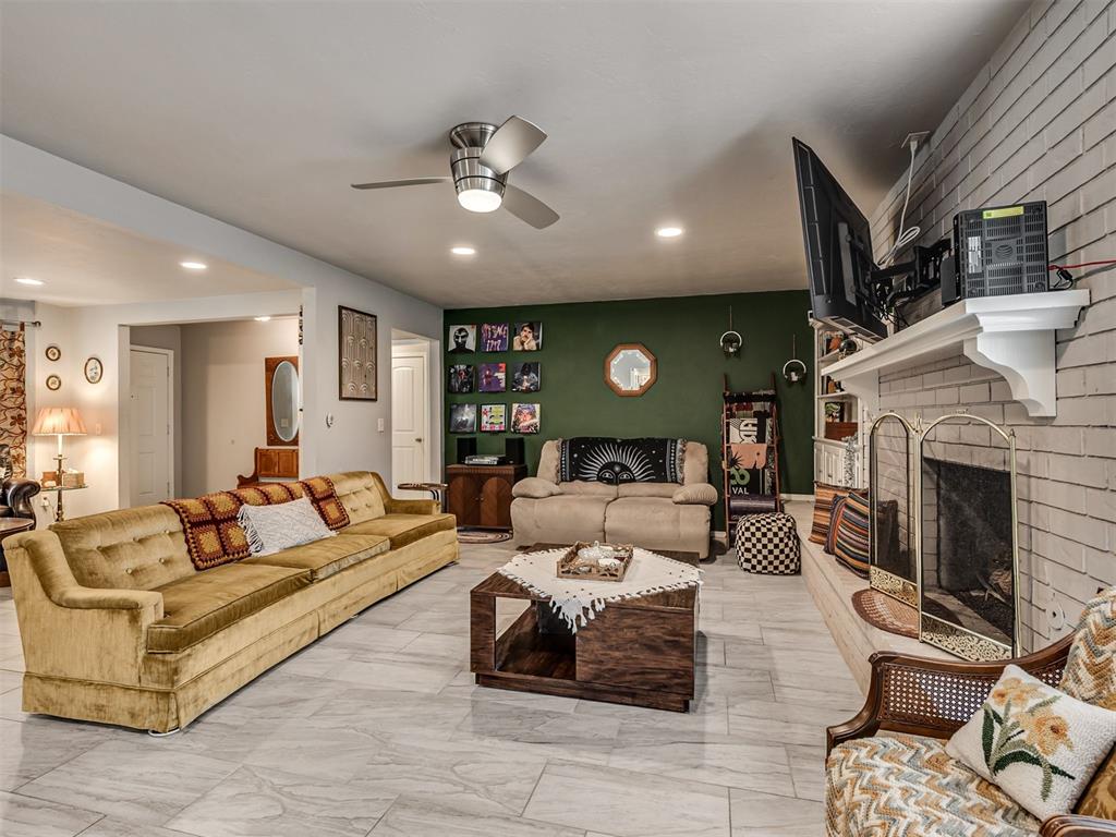 2508 NW 119th Street