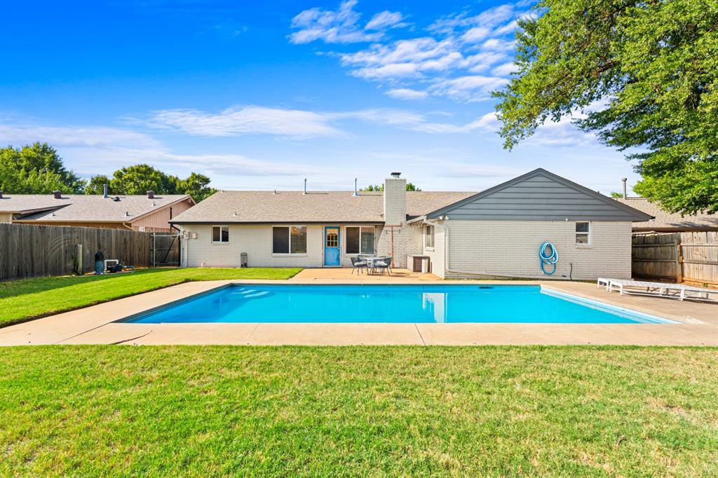 2508 NW 119th Street