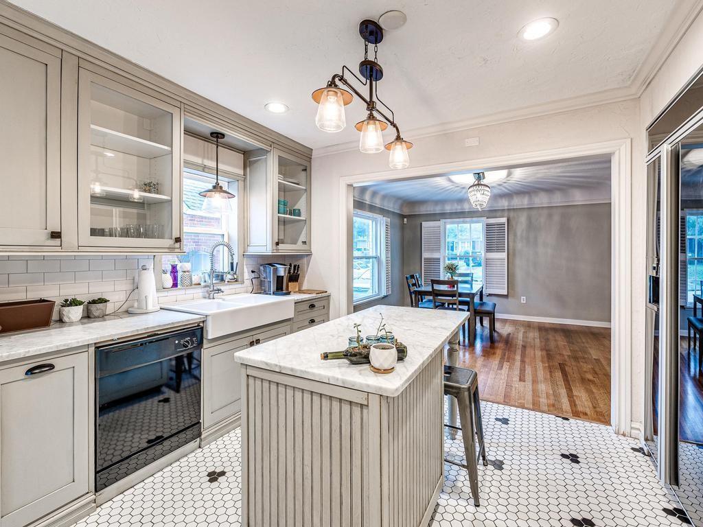 532 NW 40th Street