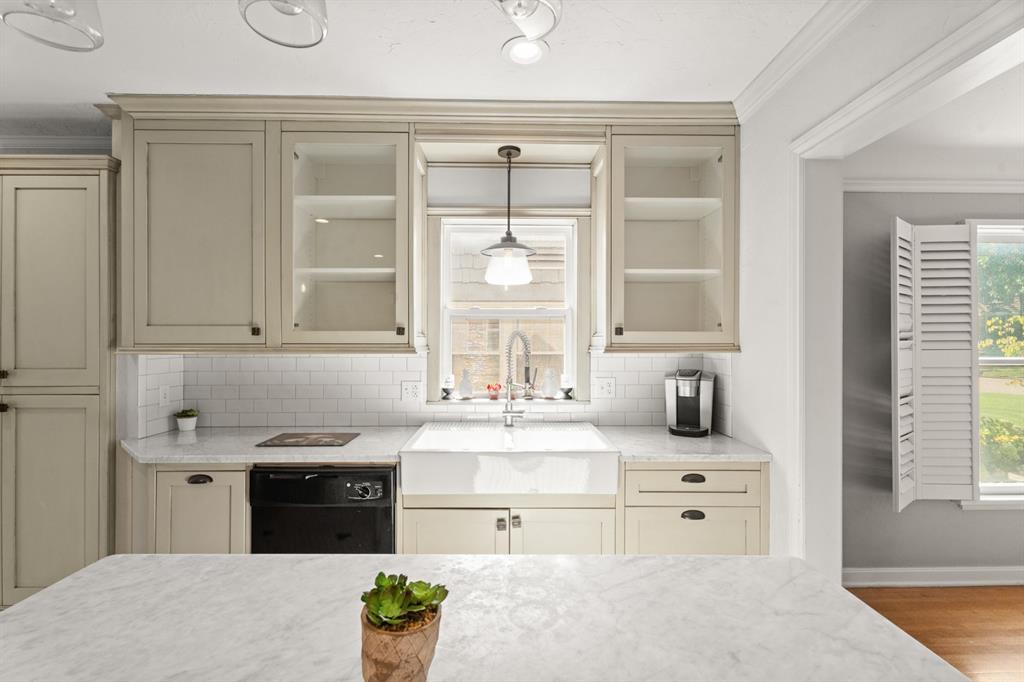 532 NW 40th Street