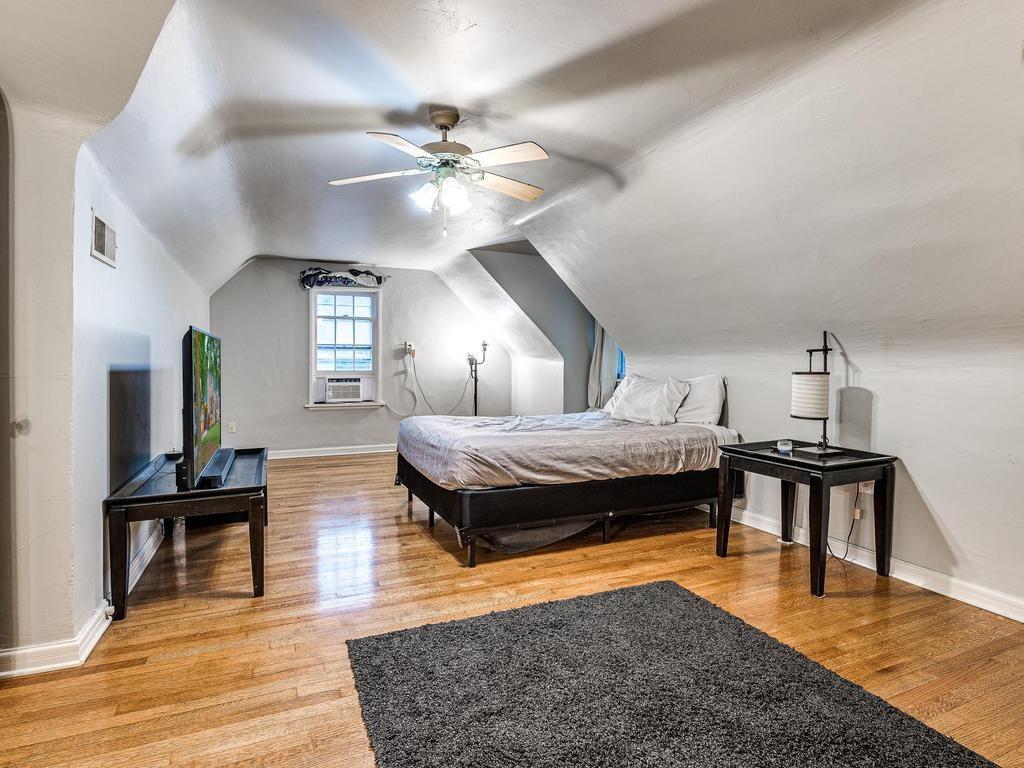 532 NW 40th Street