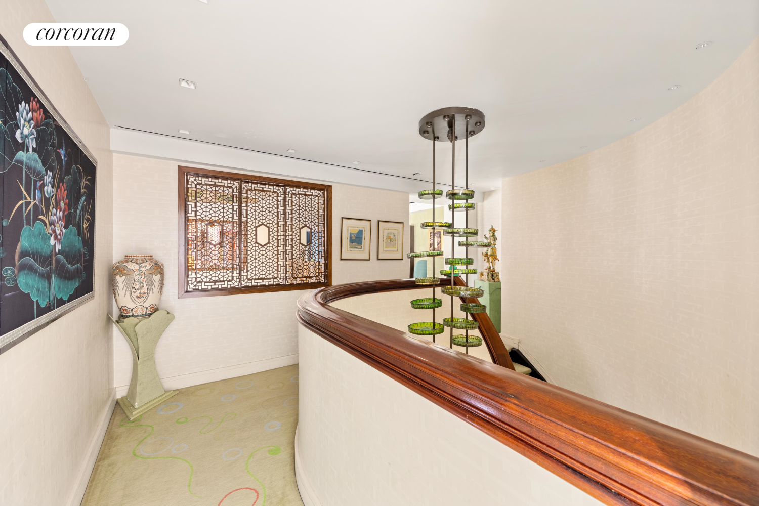 1 BEEKMAN Place AB