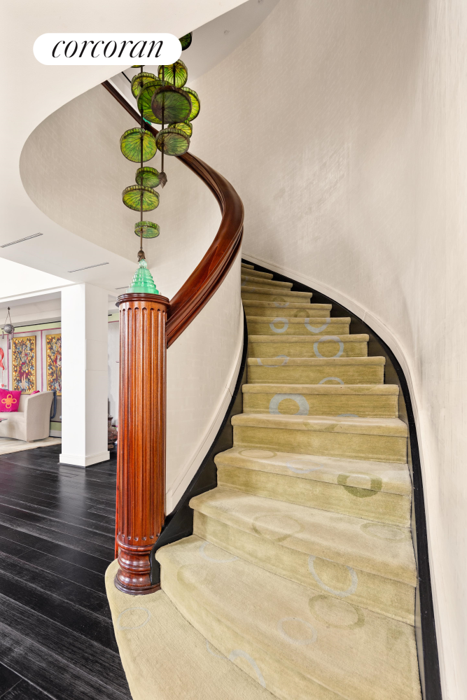 1 BEEKMAN Place AB