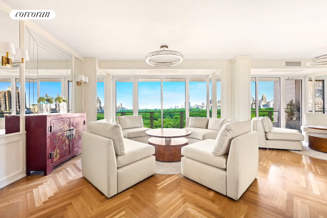 210 CENTRAL Park S 17D