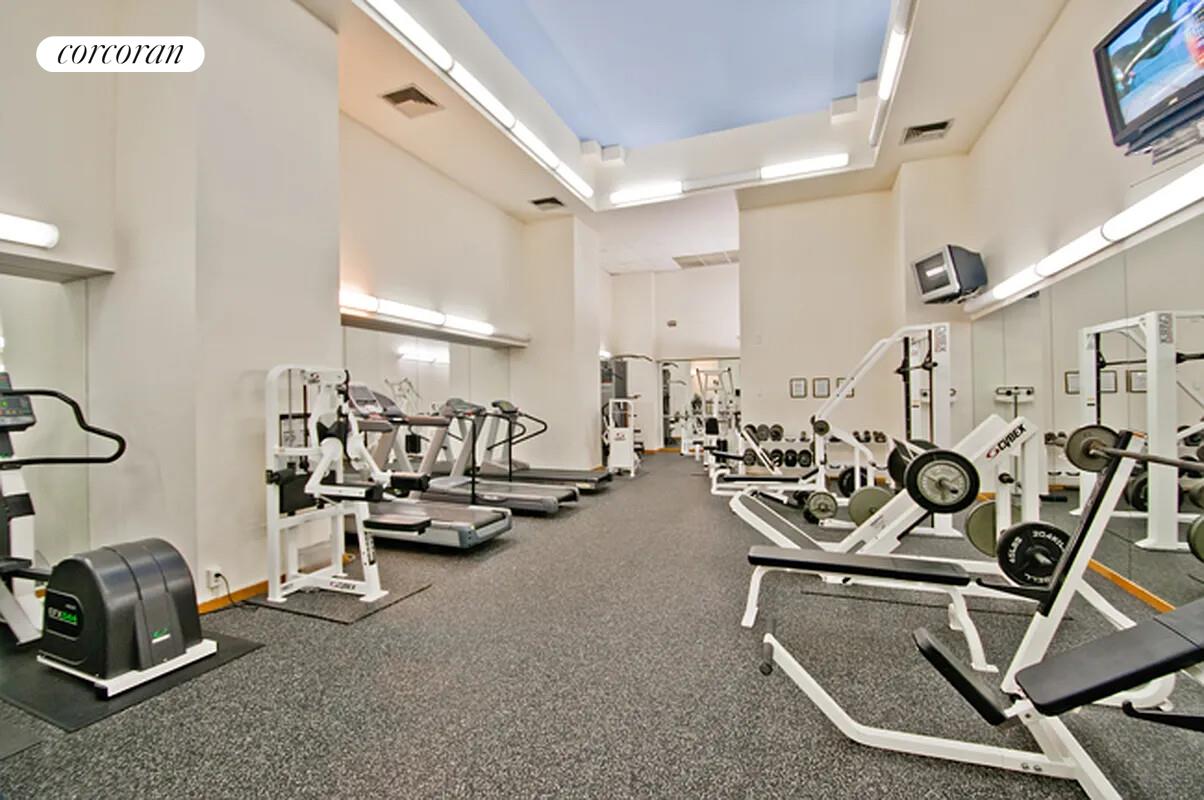 301 W 57TH Street 16D