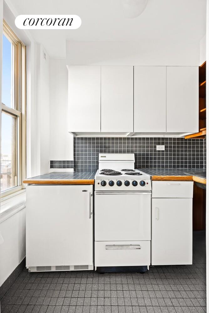 24 5TH Avenue 731