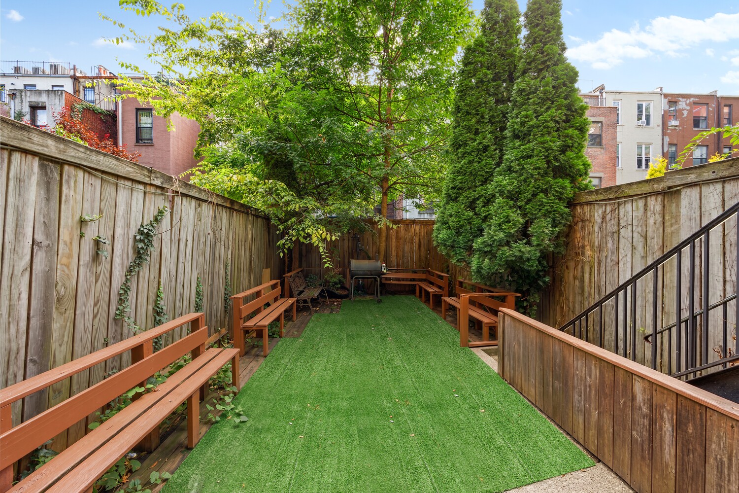 152 W 121ST Street