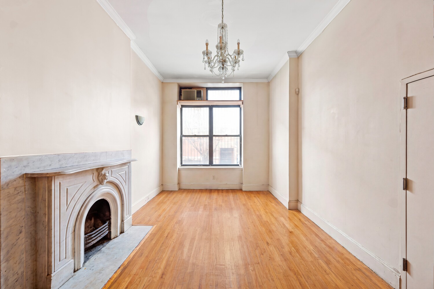 152 W 121ST Street