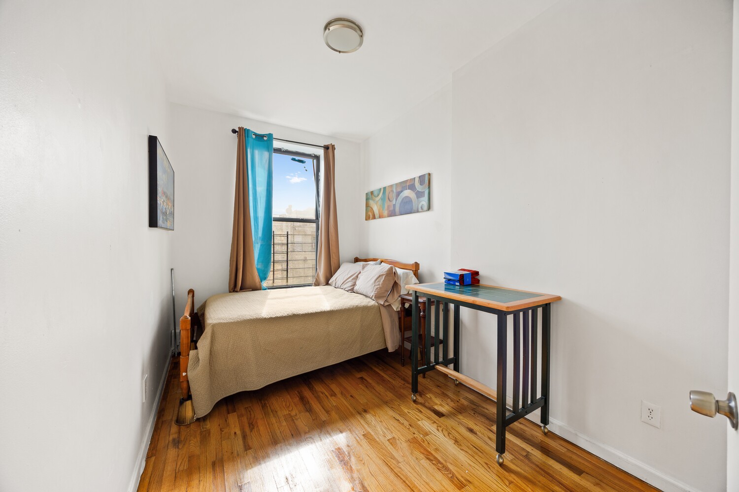 152 W 121ST Street