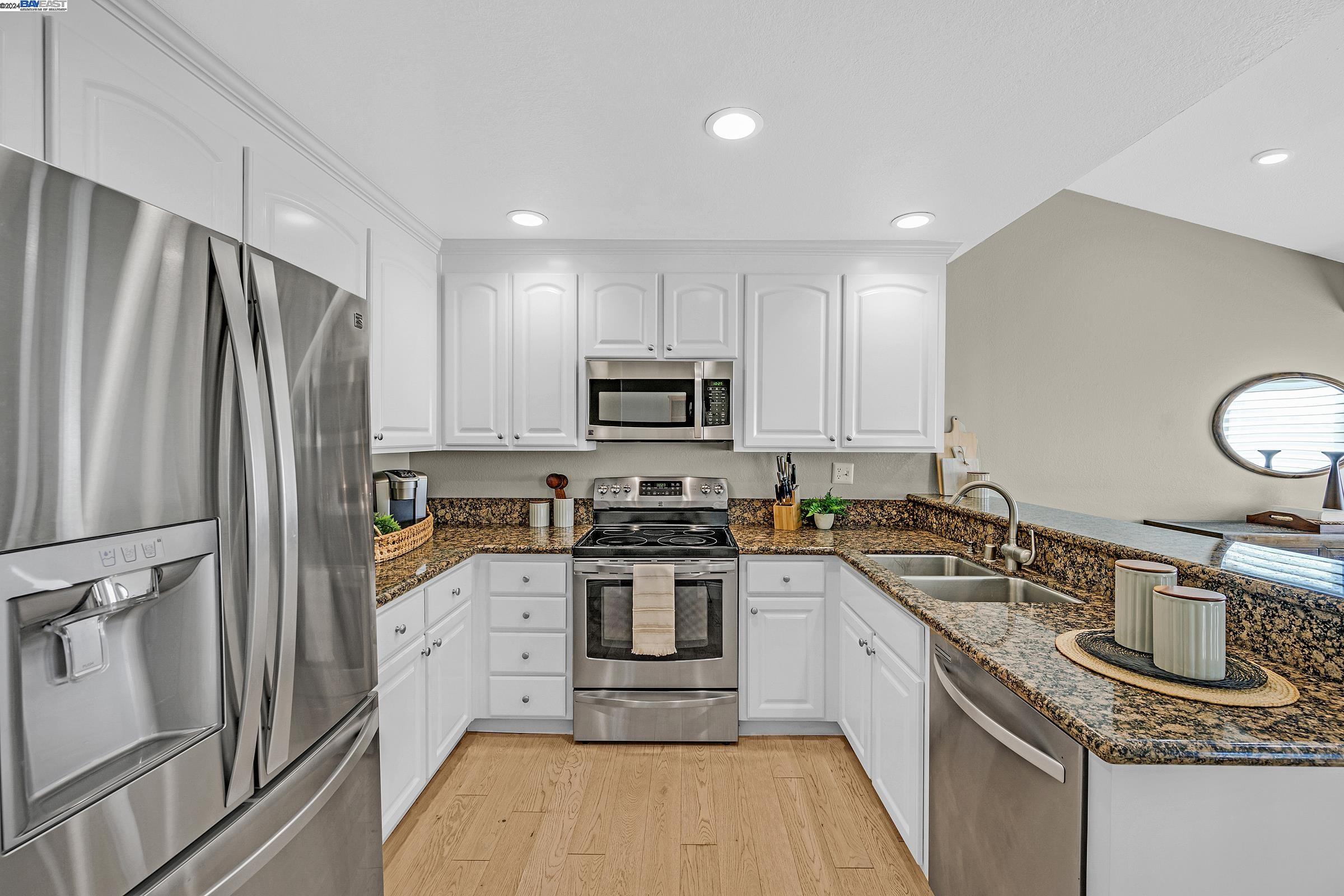 2441 Heatherleaf Ln