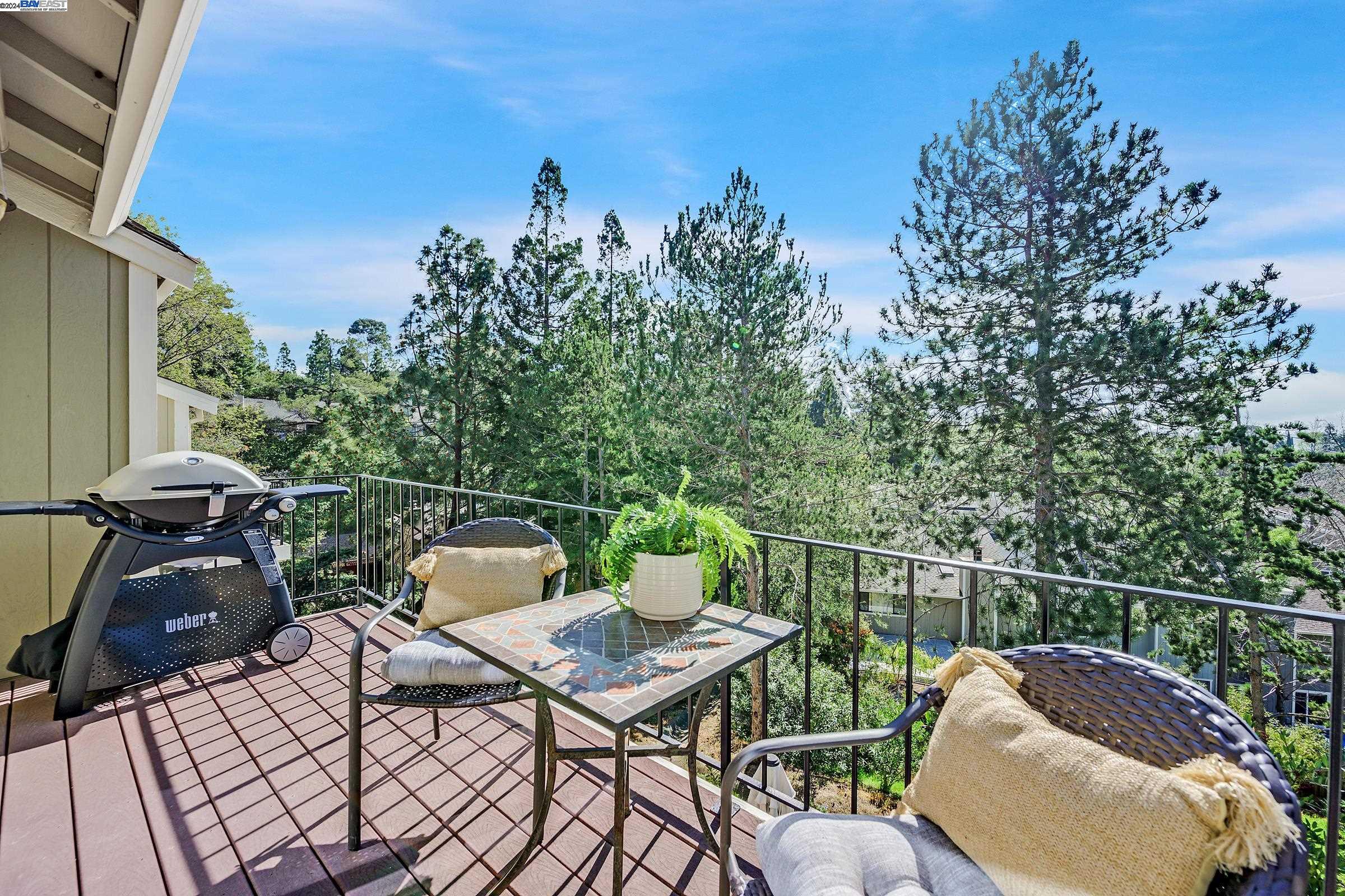 2441 Heatherleaf Ln