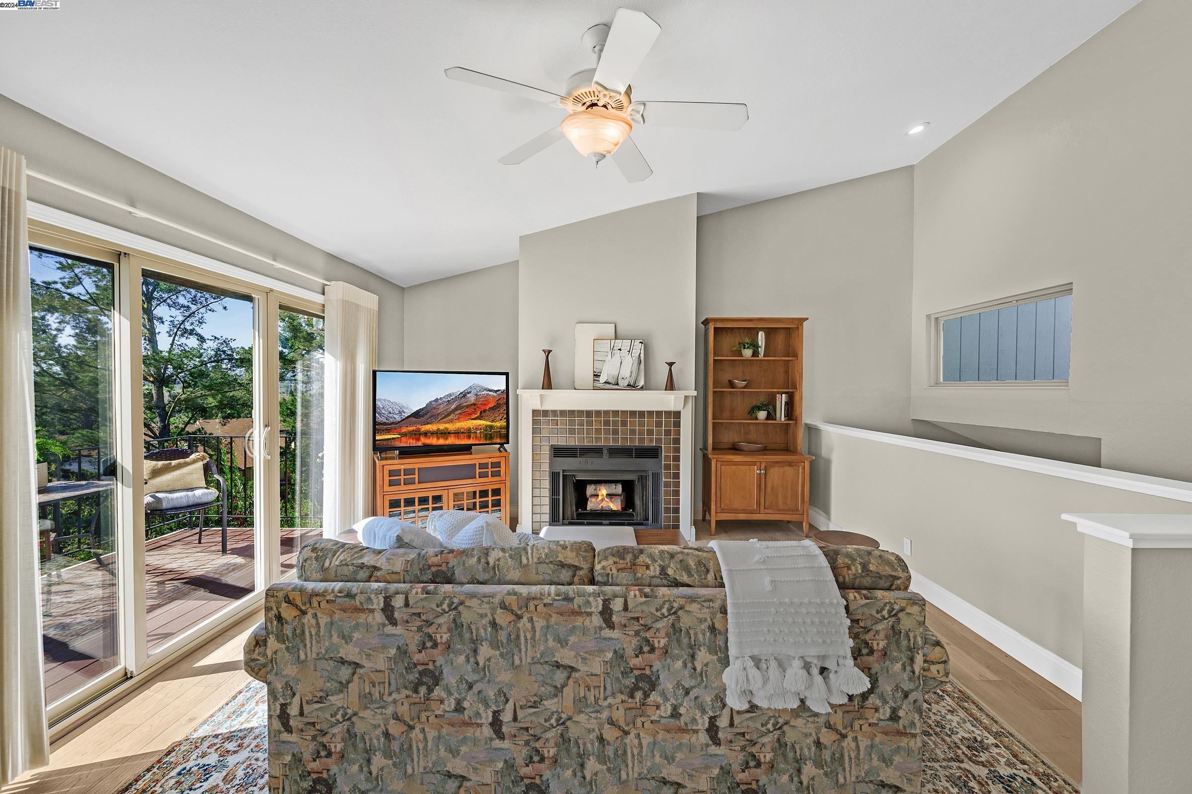 2441 Heatherleaf Ln