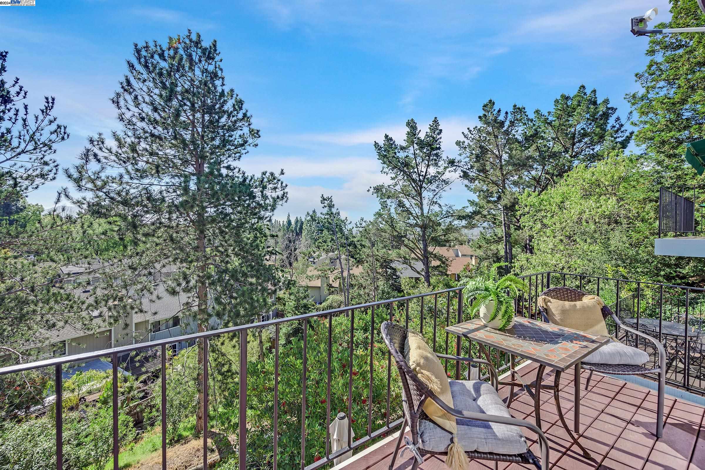 2441 Heatherleaf Ln
