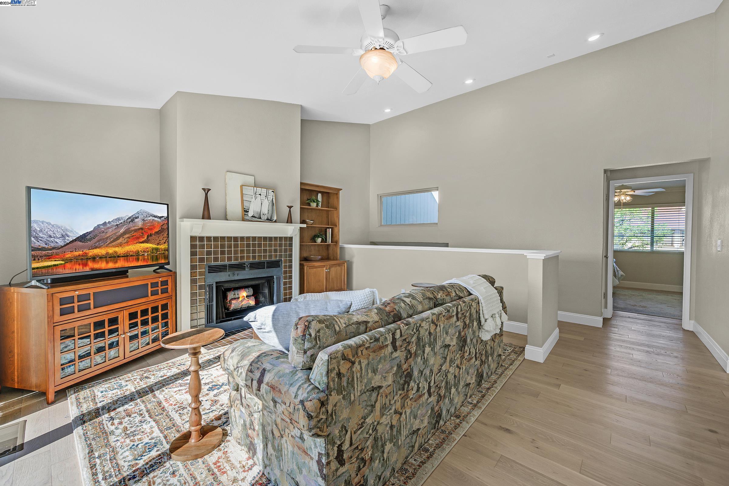 2441 Heatherleaf Ln