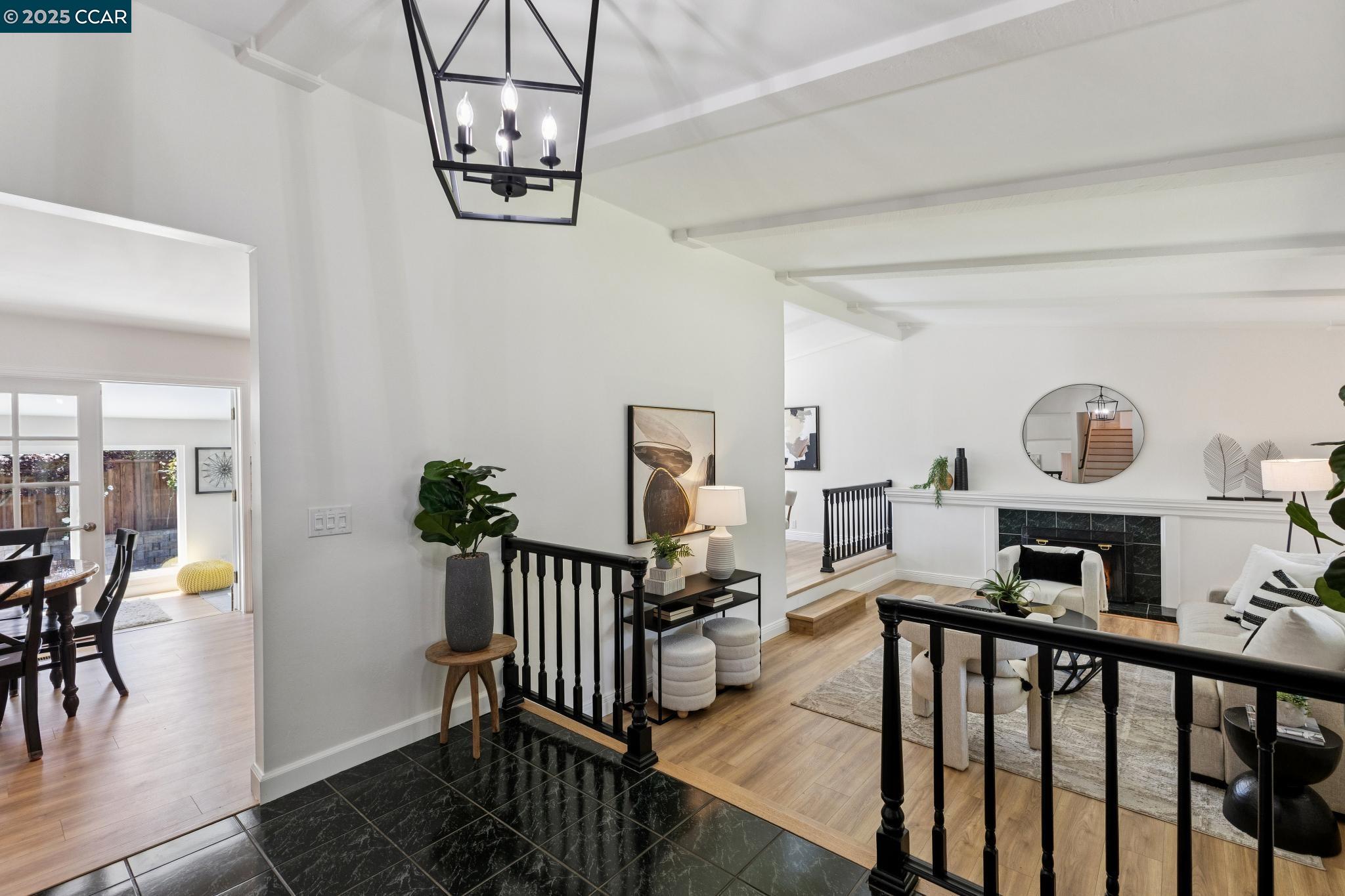 36 Playa Ct