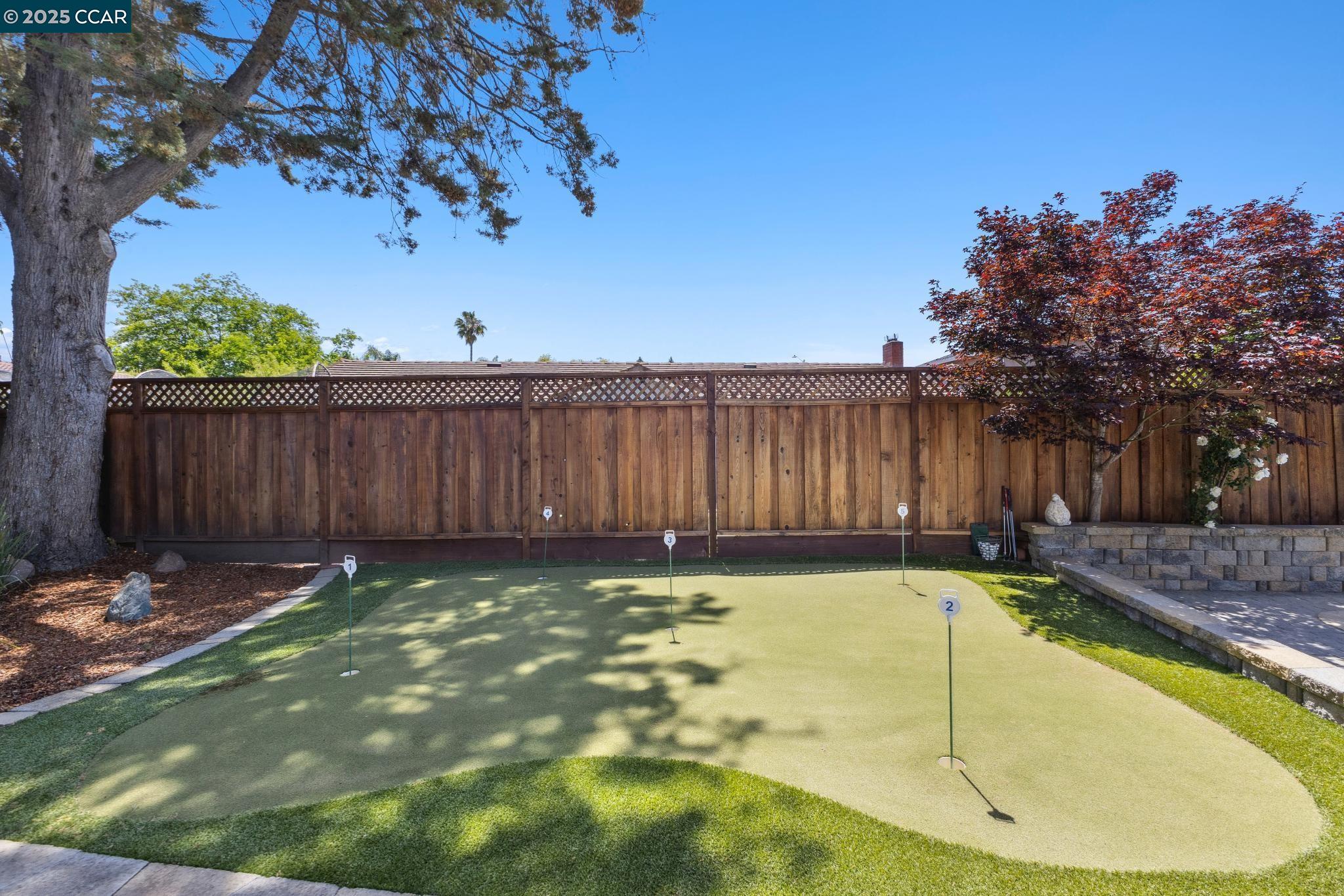 36 Playa Ct