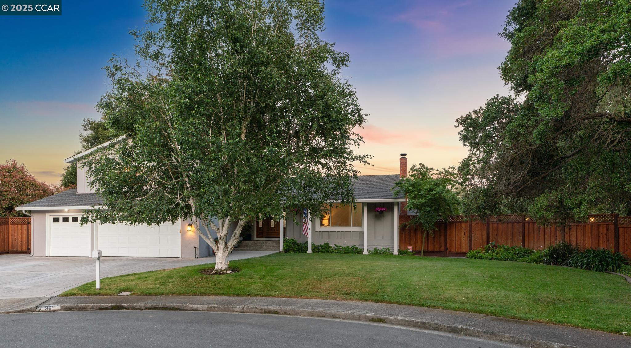 36 Playa Ct