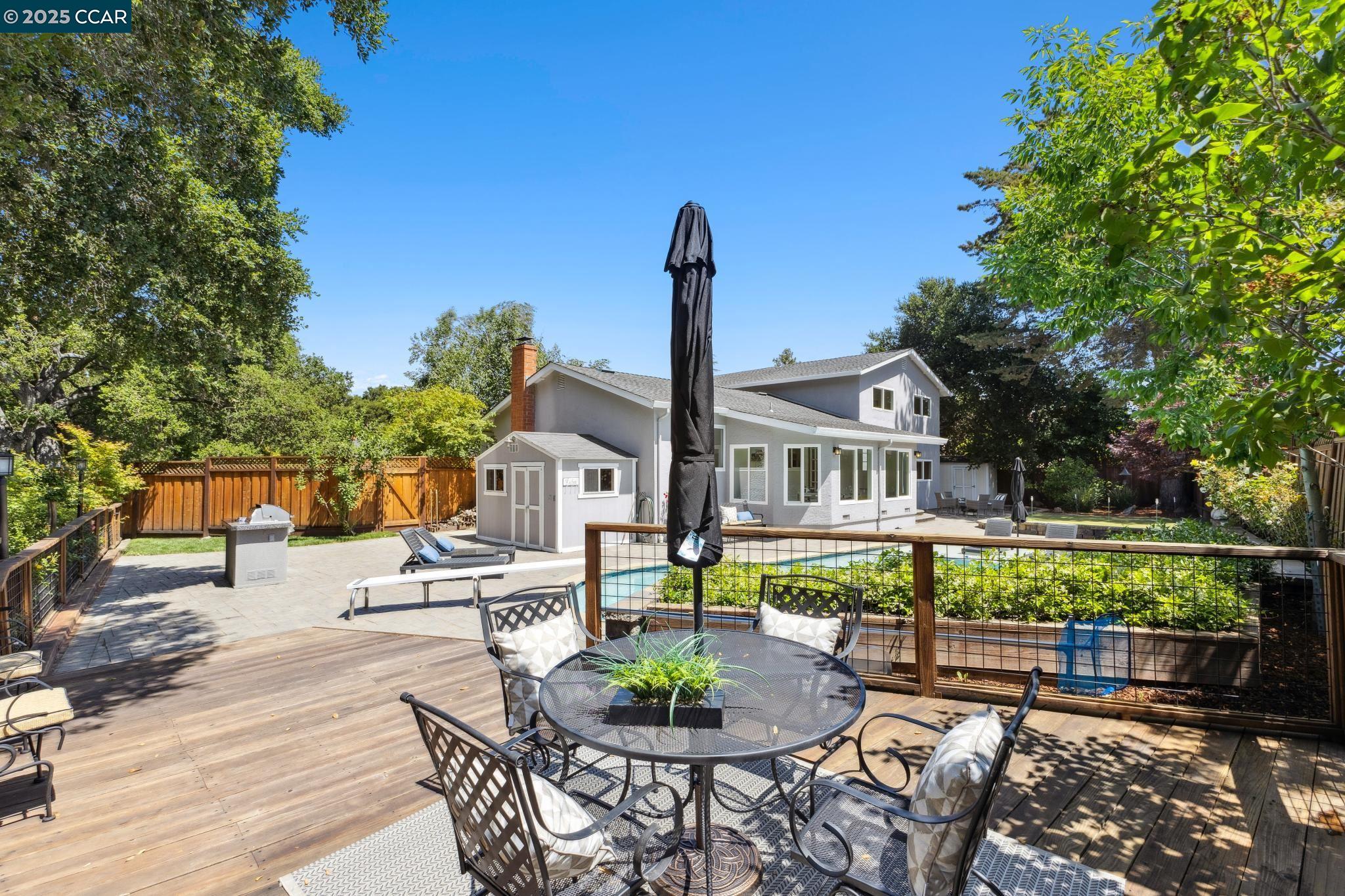 36 Playa Ct
