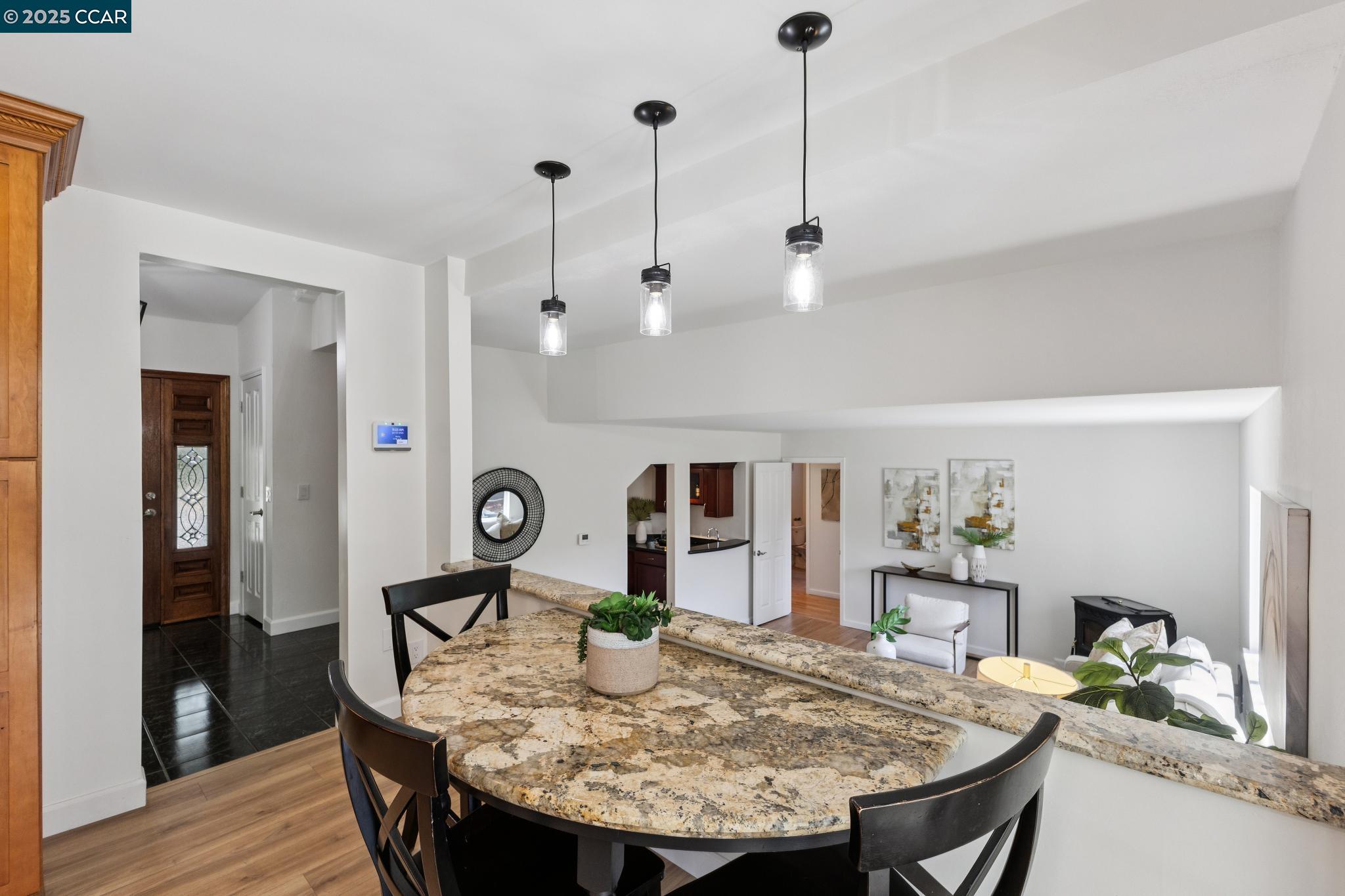 36 Playa Ct
