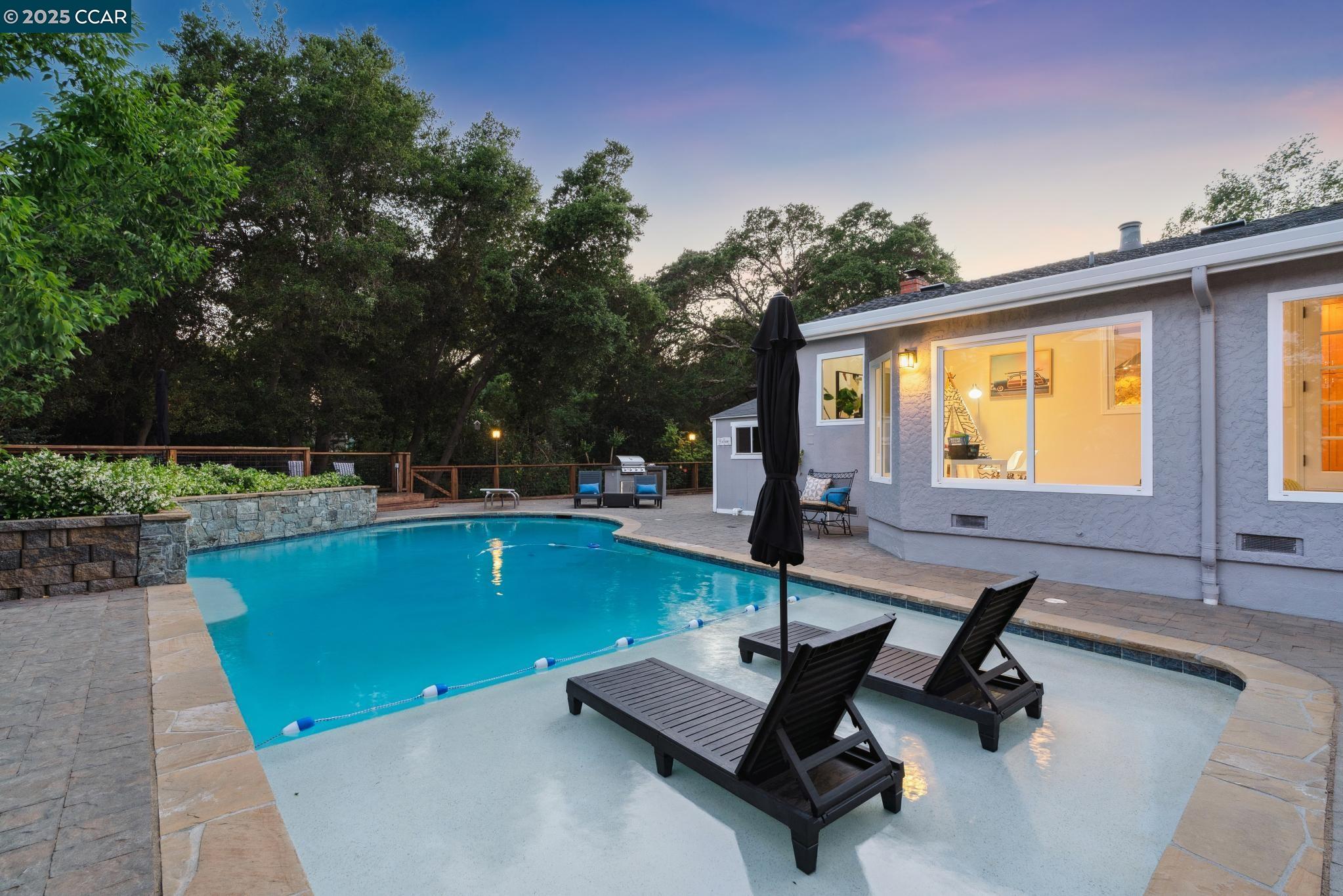 36 Playa Ct