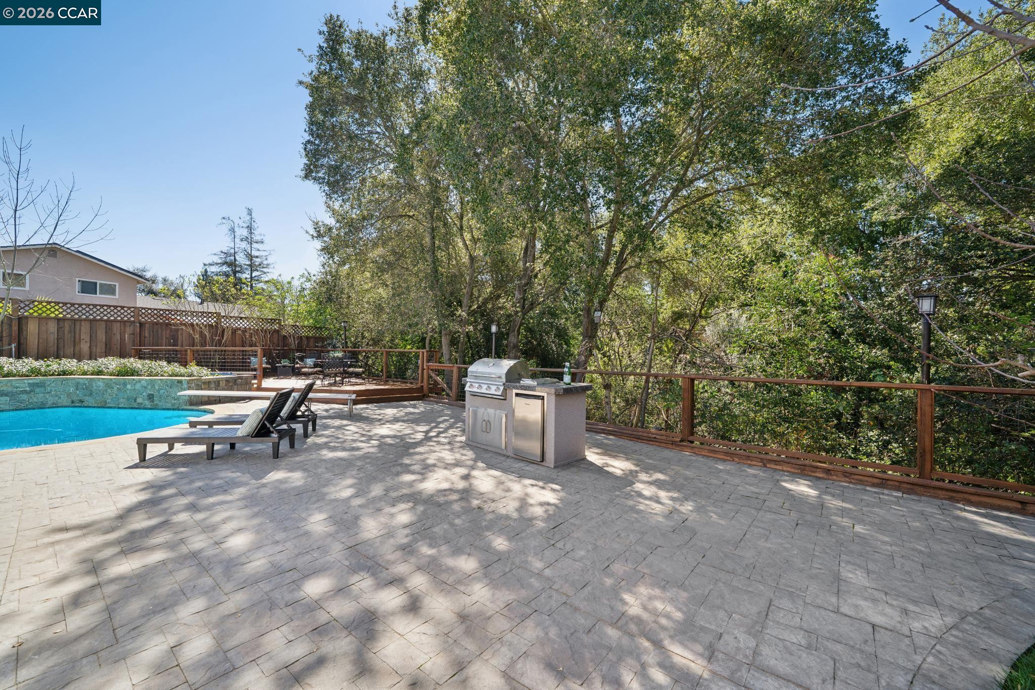 36 Playa Ct