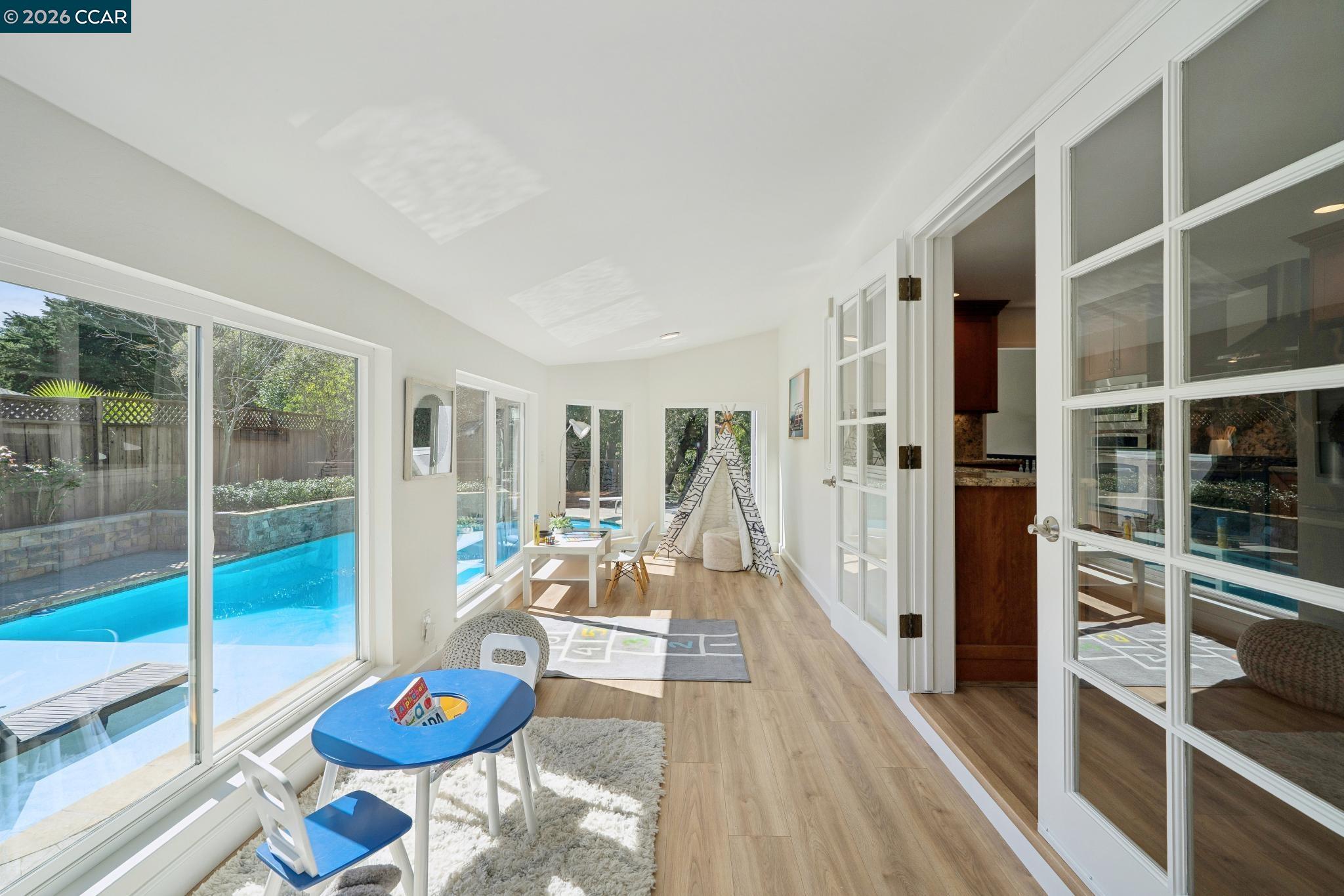36 Playa Ct