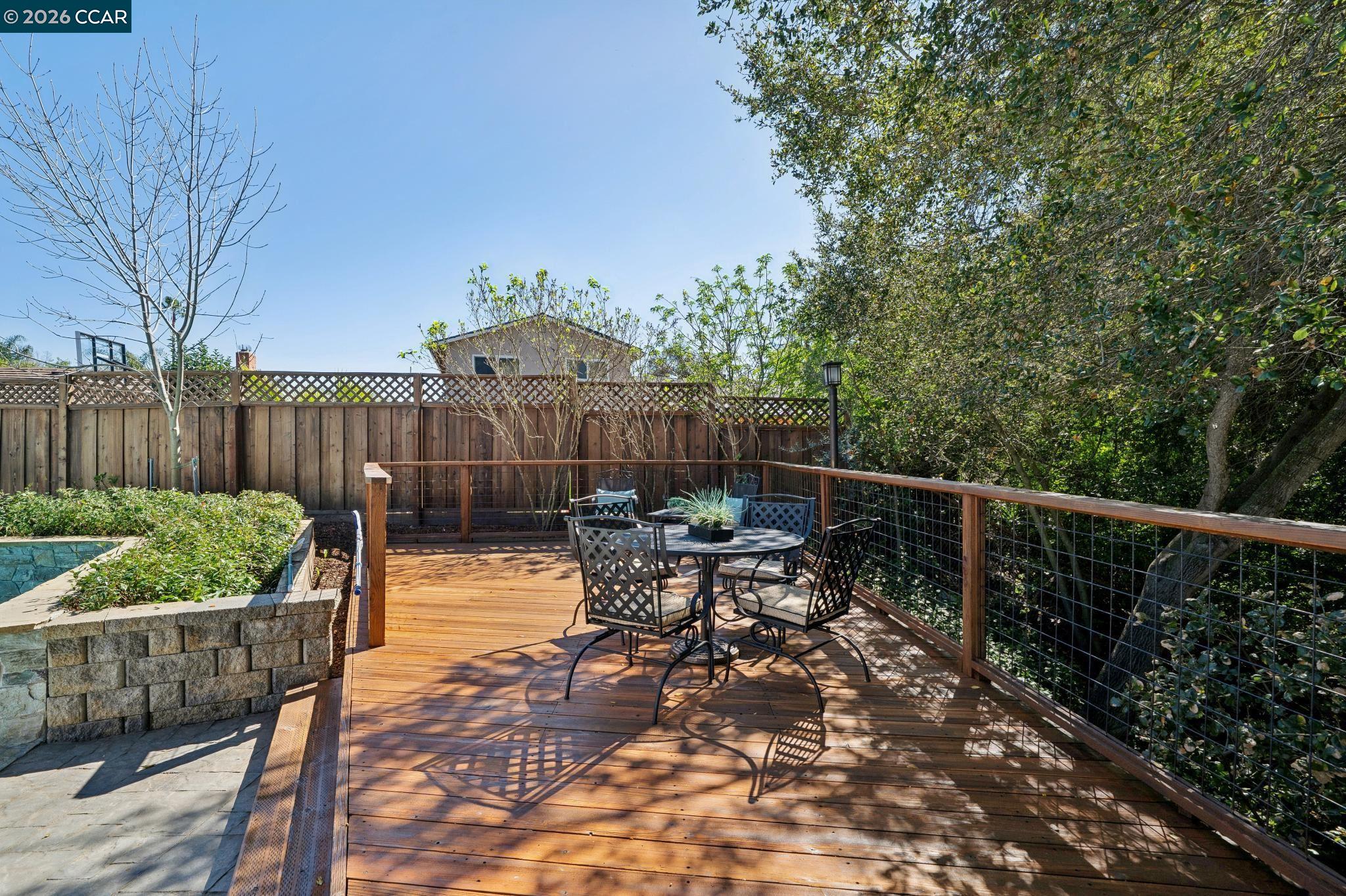36 Playa Ct