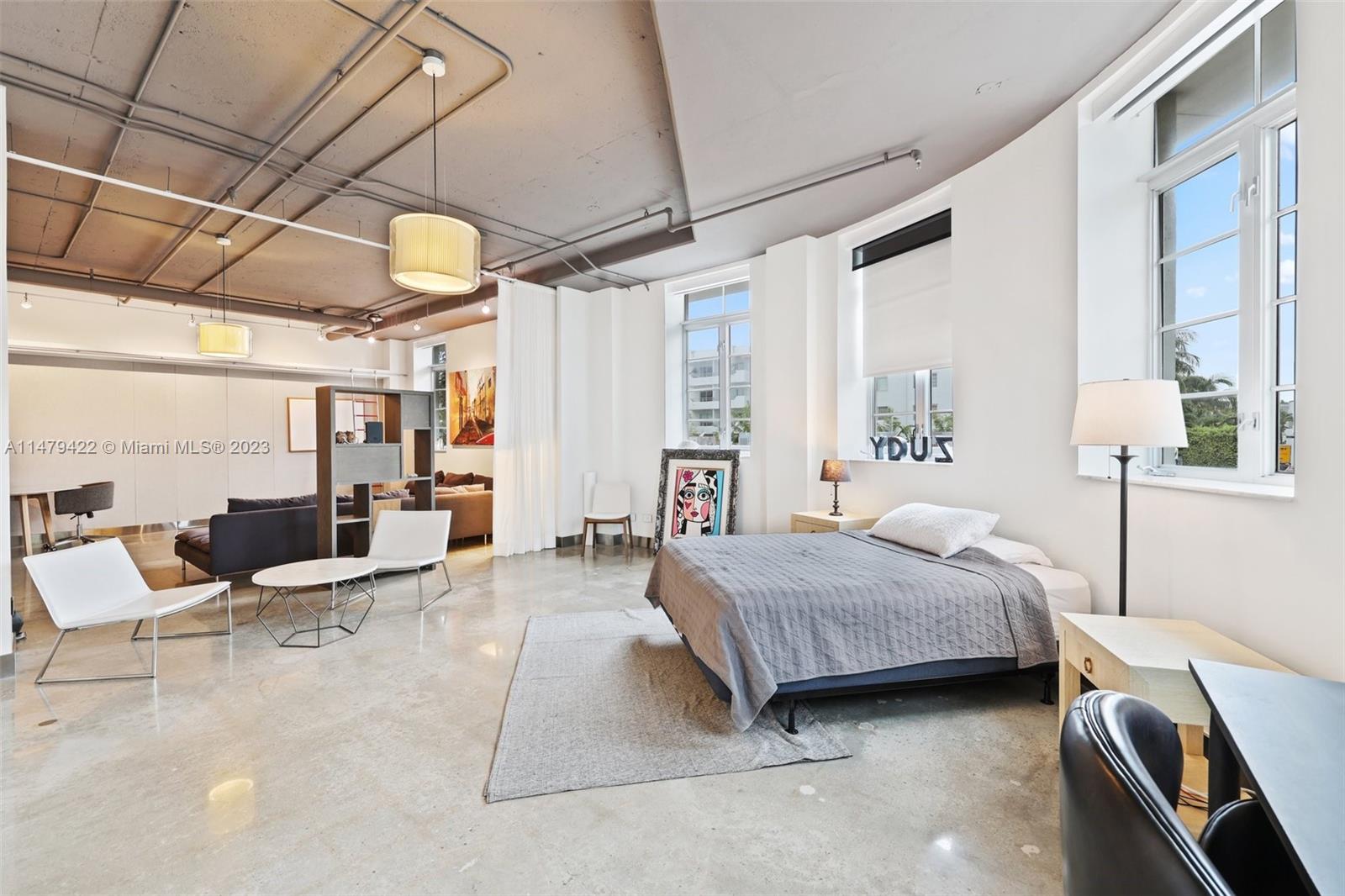 1560 Lenox Ave Unit: 203