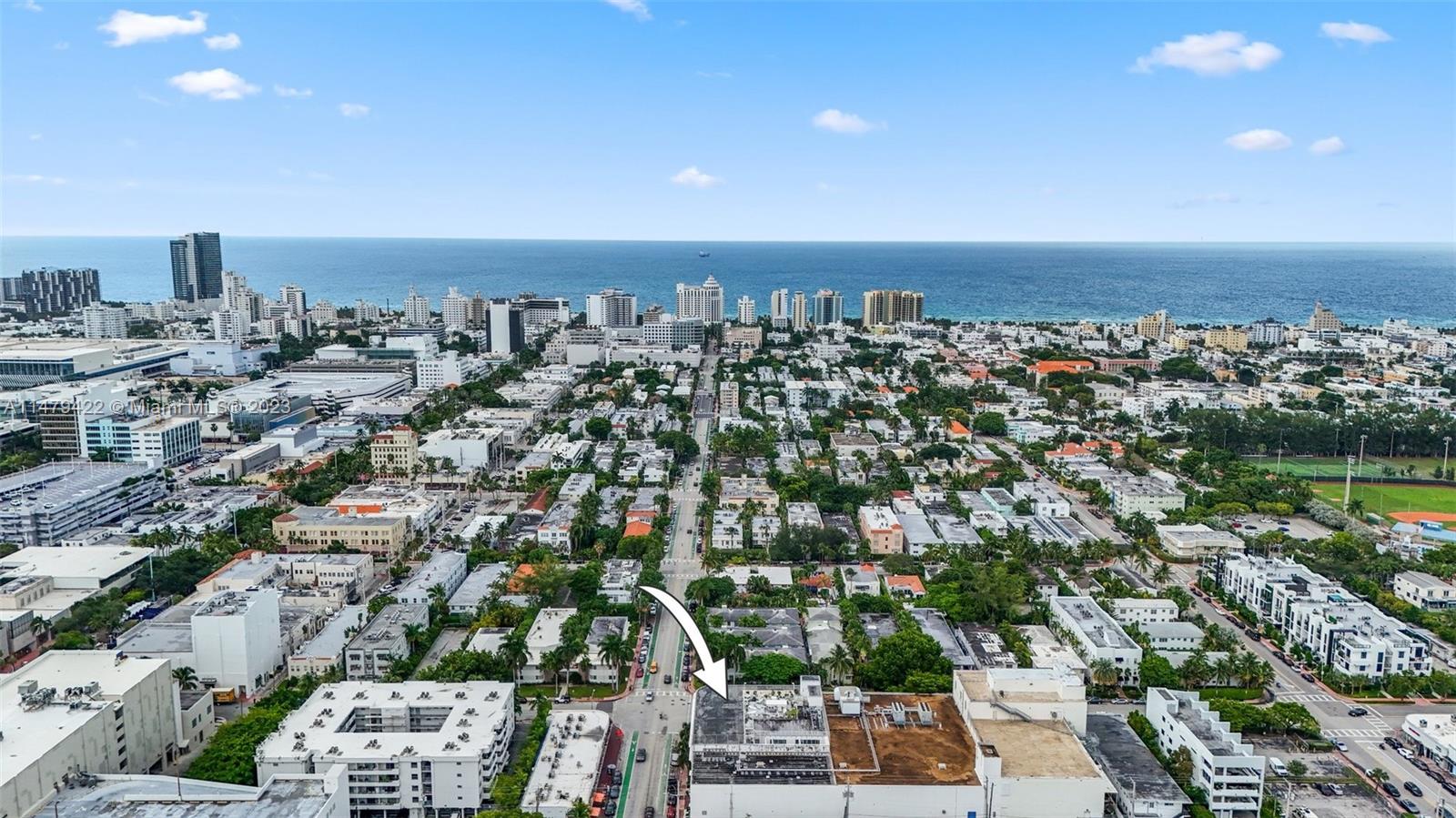 1560 Lenox Ave Unit: 203