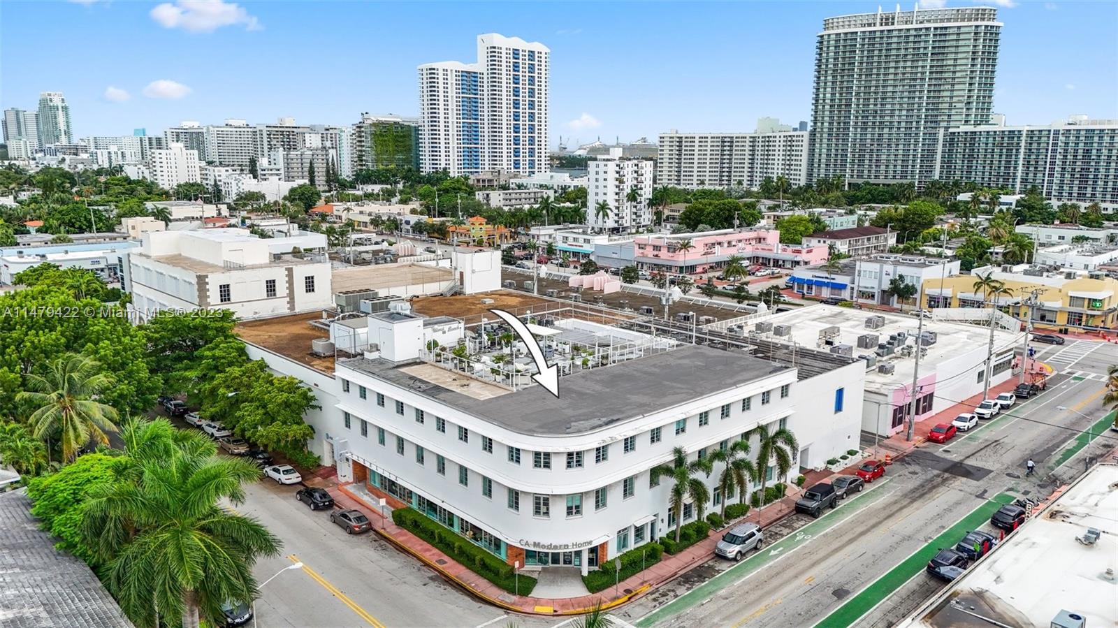 1560 Lenox Ave Unit: 203