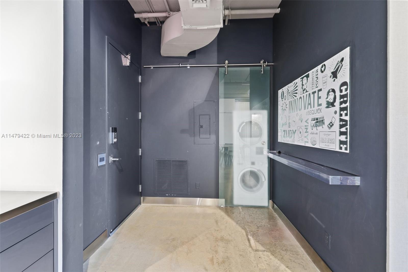 1560 Lenox Ave Unit: 203