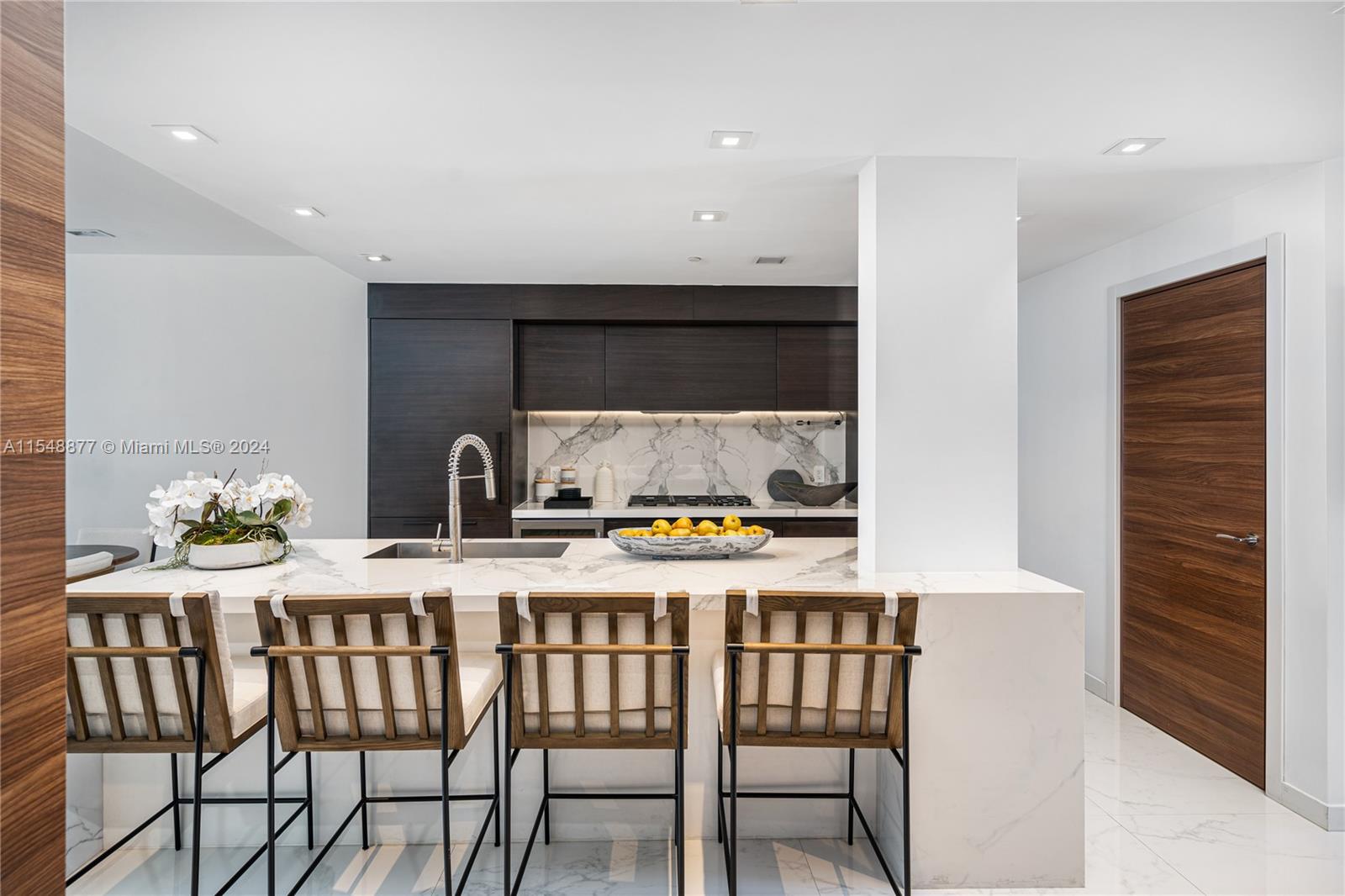 1 Collins Ave Unit: PH705