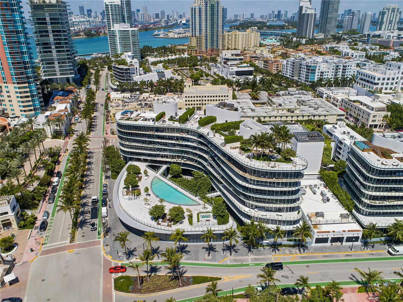 1 Collins Ave Unit: PH705